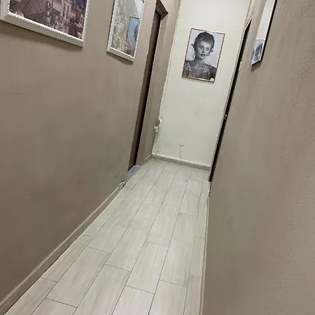 B&B Spaccanapoli A Due Passi Da Via Tribunali לינה וארוחת בוקר נאפולי