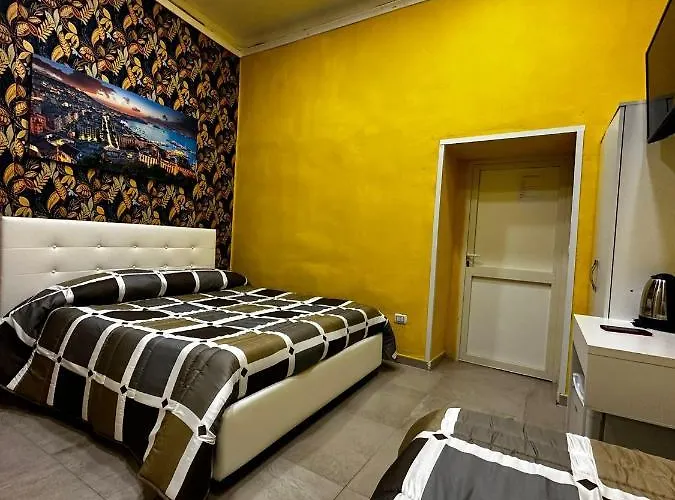 B&B Spaccanapoli A Due Passi Da Via Tribunali Bed and Breakfast Νάπολη